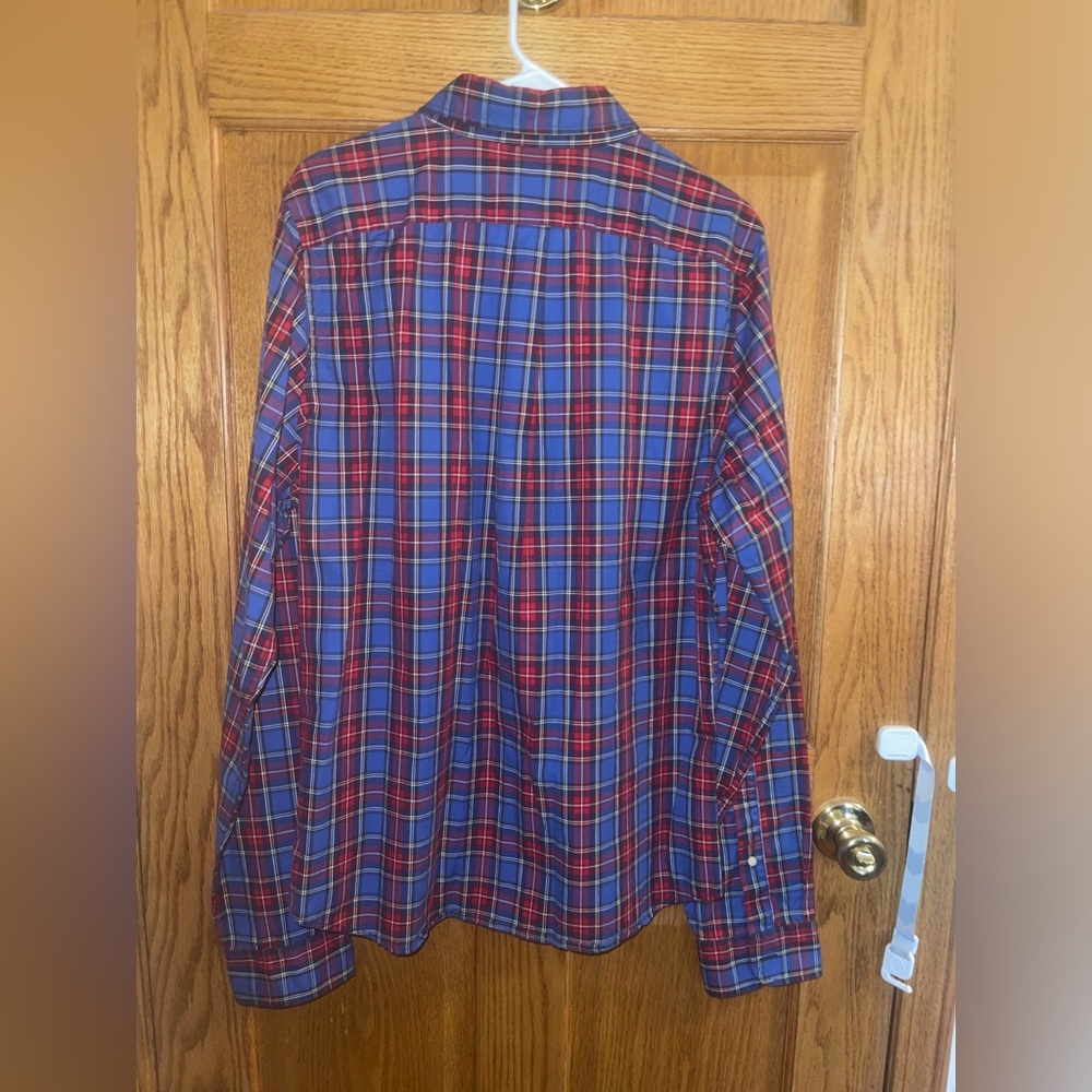 Abercrombie and Fitch button up plaid shirt XXL
muscle fit - Picture 3 of 8